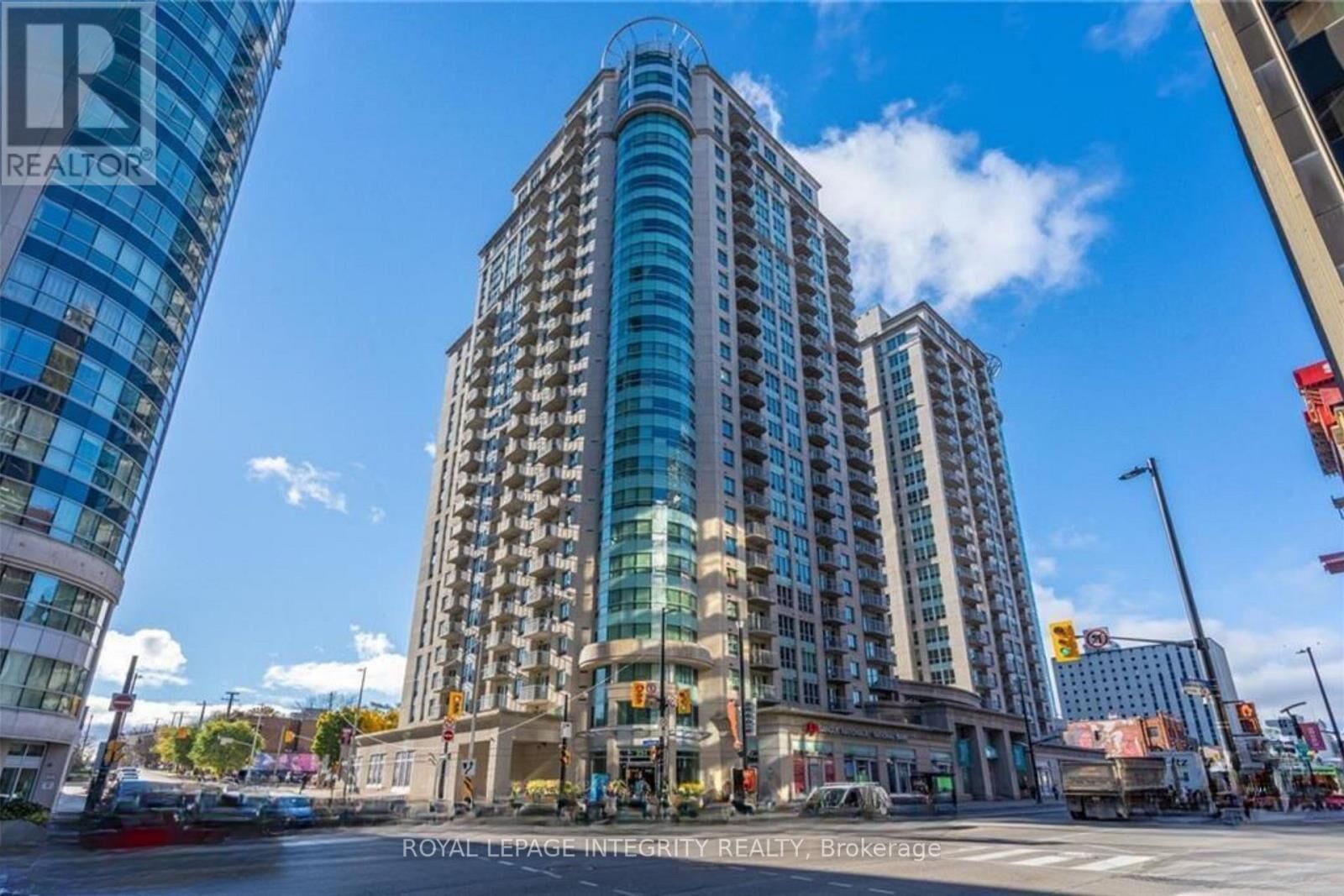 Property Photo:  234 Rideau Street 707  ON K1N 0A9 