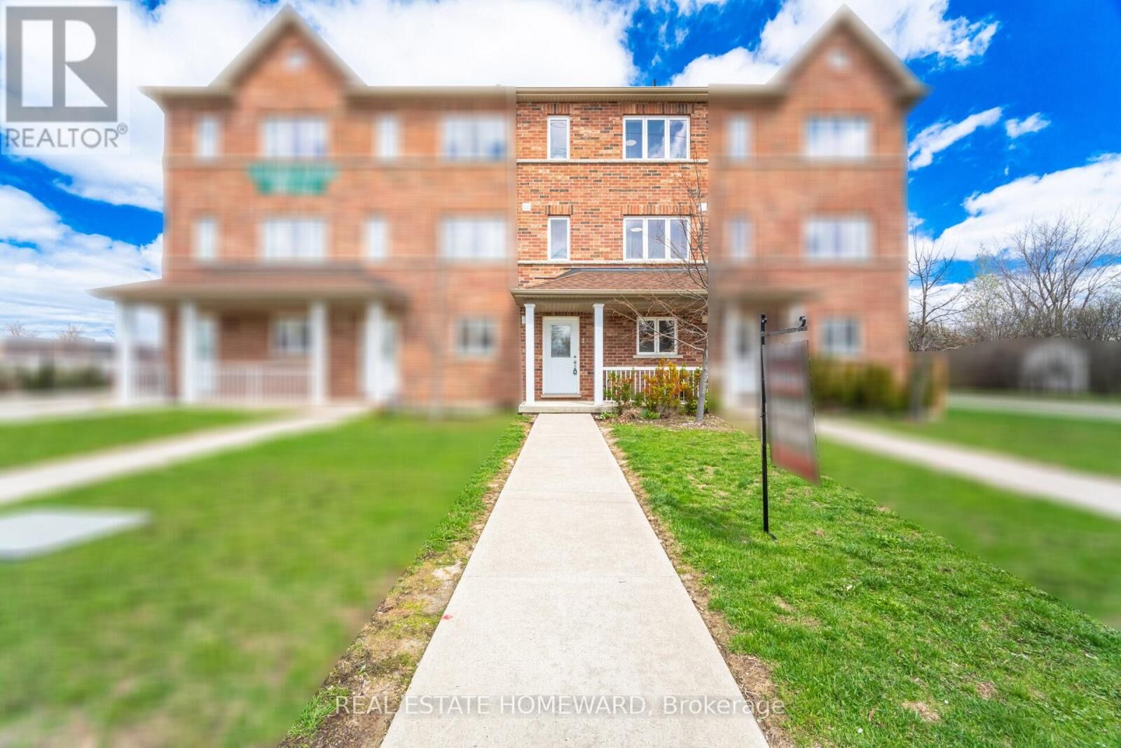 Property Photo:  59 McLaughlin Road North 2  ON L6X 1Y7 