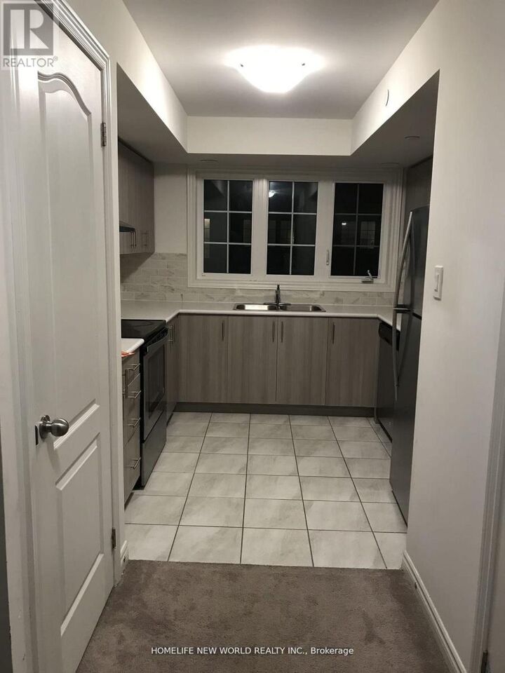 Property Photo:  2214 Chevron Prince Path North (Room)  ON L1L 0K9 