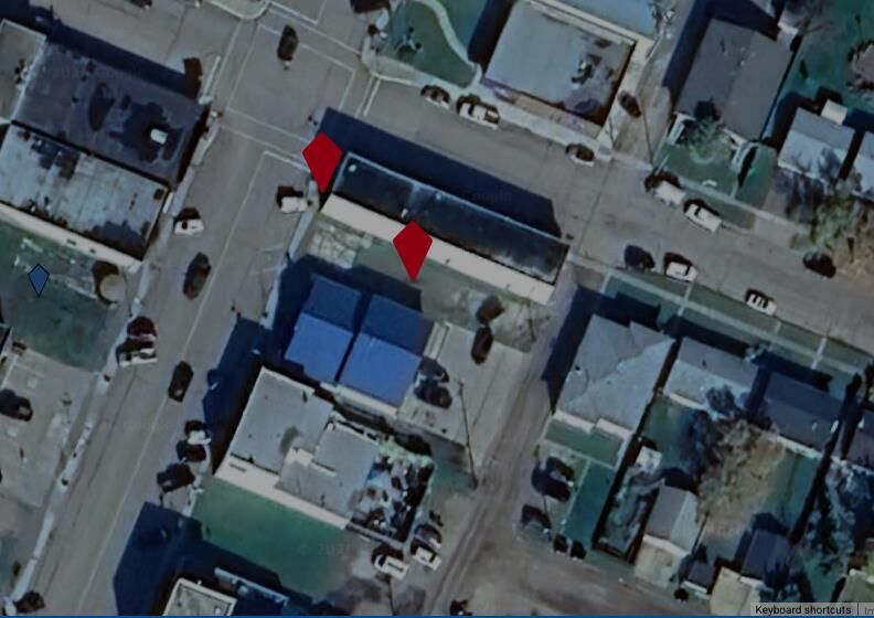 Property Photo:  5221  50th St  AB T0B 0B2 