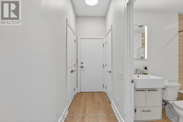 Property Photo:  170 Avenue Road 303  ON M5R 0A4 