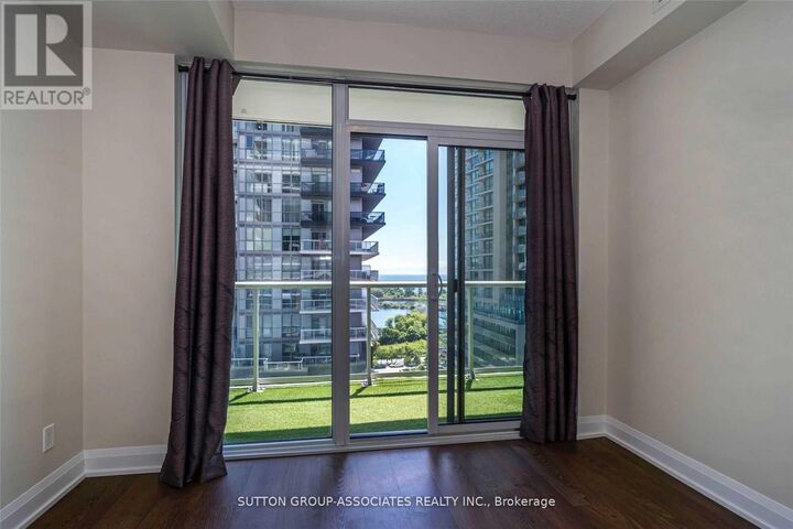 Property Photo:  56 Annie Craig Drive 803  ON M8V 0C5 