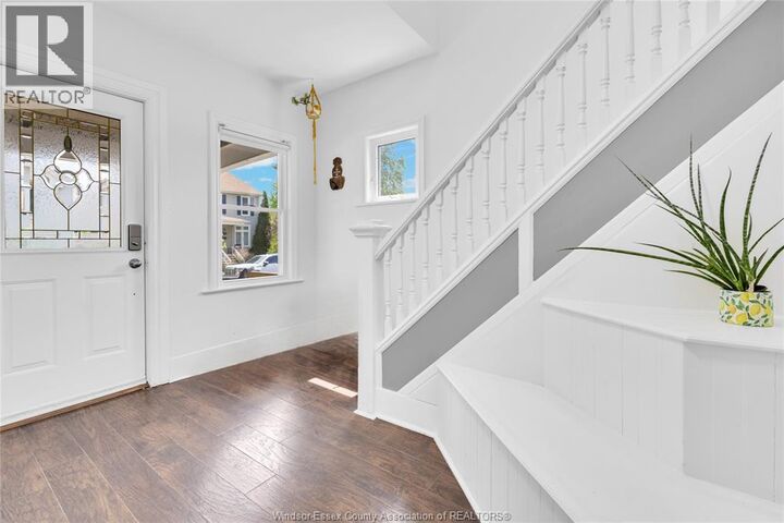 Property Photo:  521 Windermere  ON N8Y 3C9 