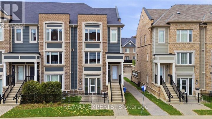 Property Photo:  250 Sunny Meadow Boulevard 218  ON L6R 3Y7 