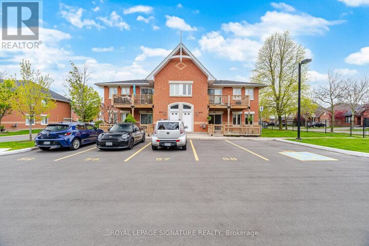 Property Photo:  4140 Foxwood Drive 801  ON L7M 4R4 