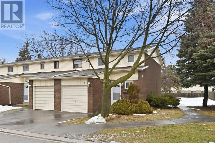Property Photo:  100 Quigley Road 9  ON L8K 6J1 