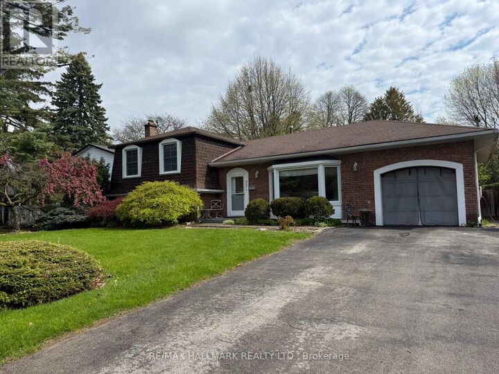 Property Photo:  357 Monica Crescent  ON L7N 1Z5 