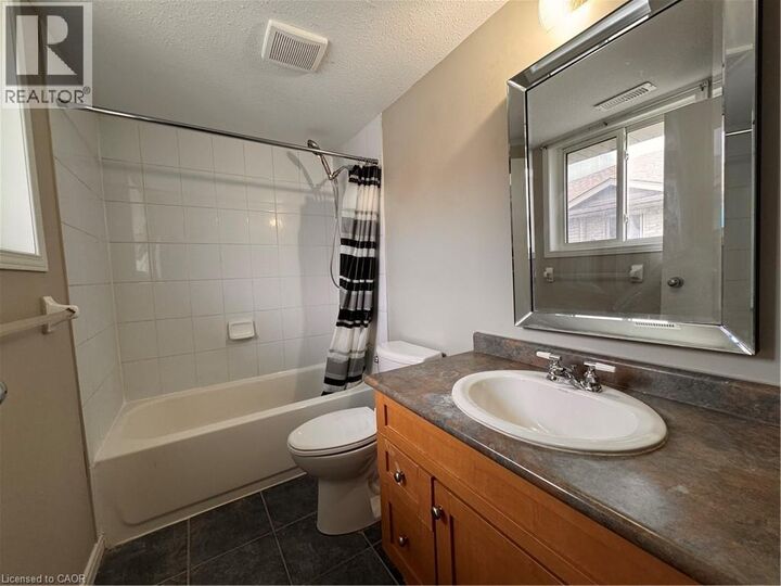 Property Photo:  44 Walnut Street A06  ON N2G 1P6 