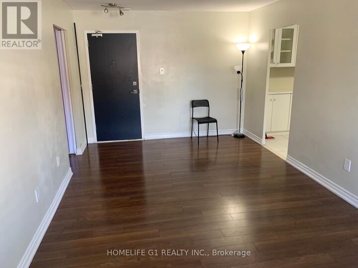 Property Photo:  1660 Bloor Street  ON L4X 1R9 