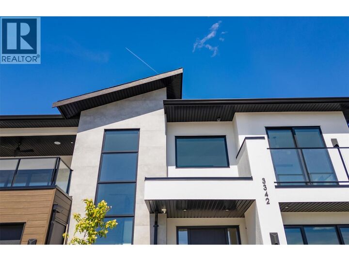 Property Photo: 3342 Vineyard View Drive BC V4T 3B4