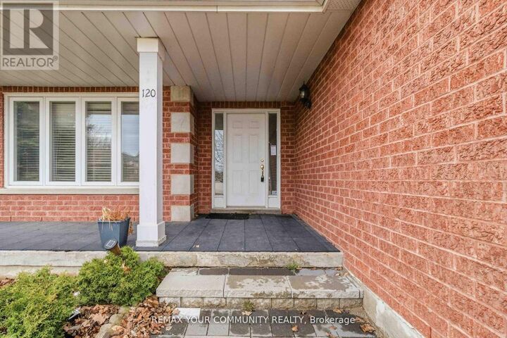 Property Photo:  120 Shaftsbury Avenue  ON L4C 0G6 