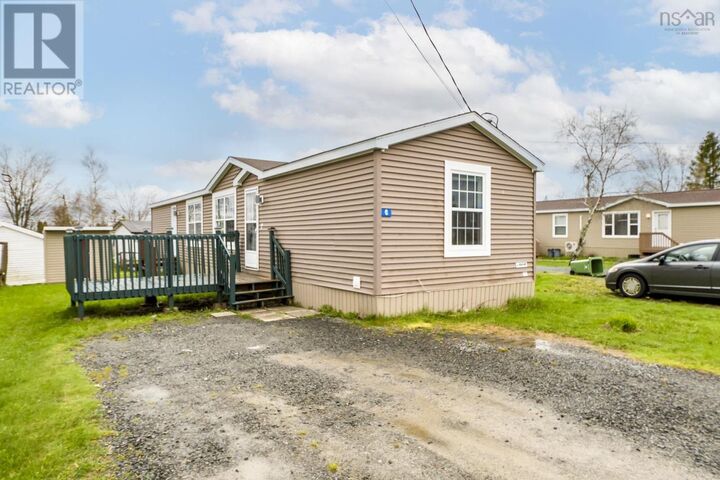 Property Photo:  6 Sue Ann Avenue  NS B0N 1Z0 