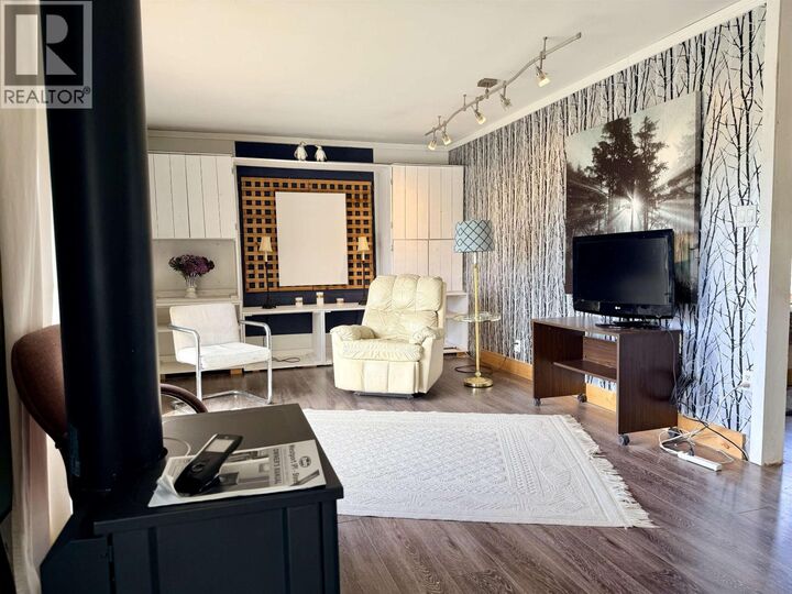 Property Photo: 2216 Westgate Way BC V0J 1N0