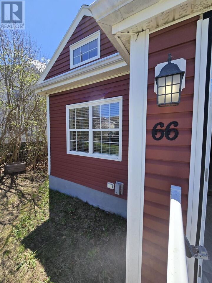 Property Photo: Oak Street 66 NS B2H 3A3