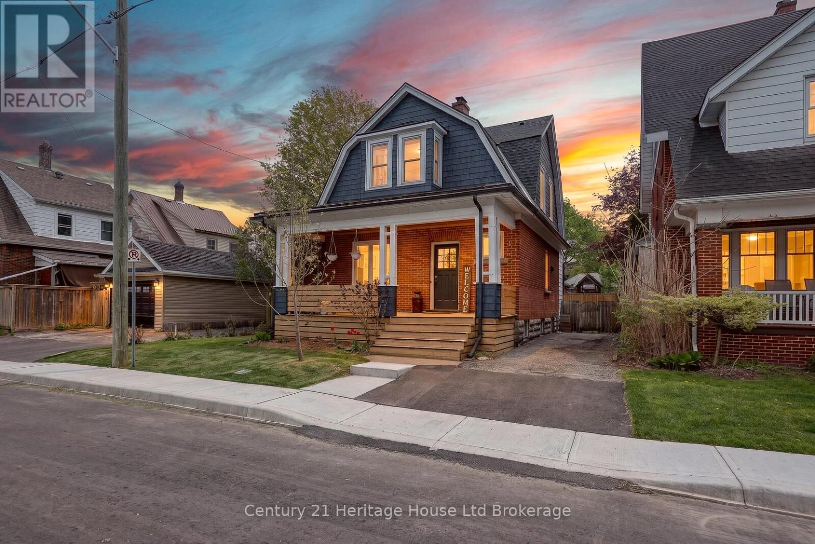 Property Photo:  520 Mary Street  ON N4S 4S7 