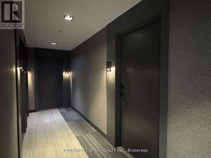 Property Photo: 435 Richmond Street West 712 ON M5V 0N3