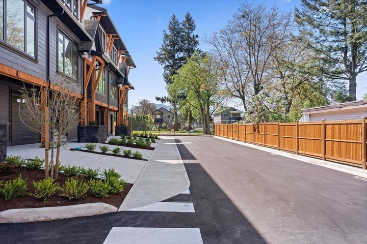 Property Photo: 46106 Riverside Drive 2 BC V2P 3K9