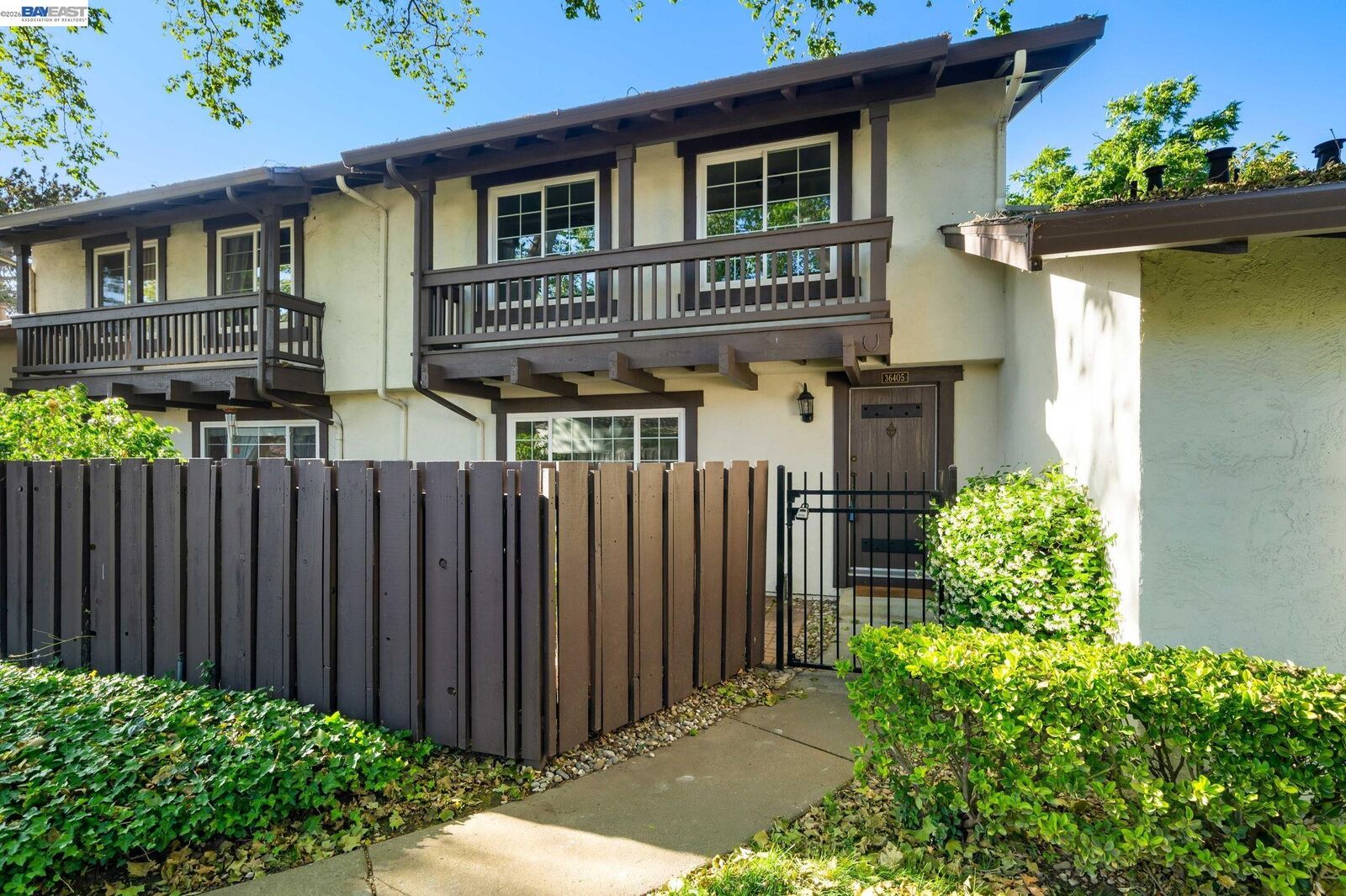 Property Photo:  36405 Sereno Cmn  CA 94536 