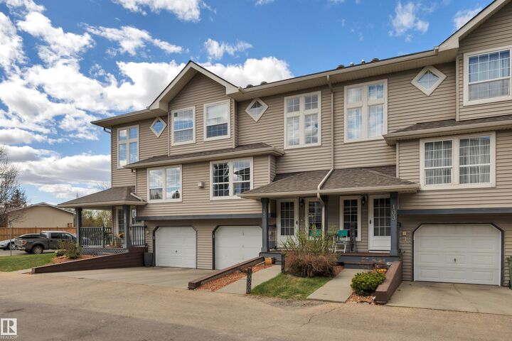 Property Photo:  4415 South Park Drive 102  AB T9E 8E7 