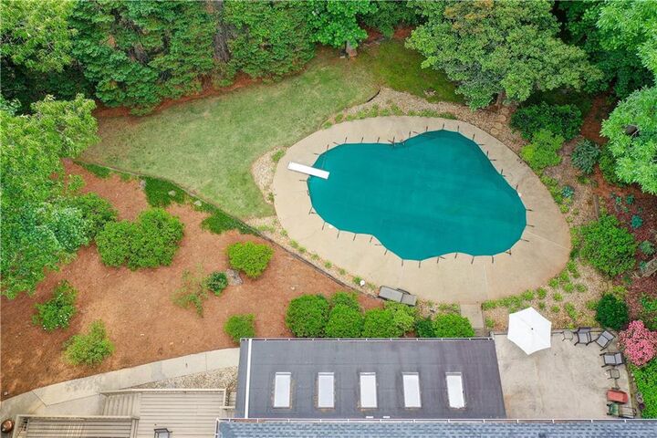 Property Photo:  625 River Chase Point  GA 30328 