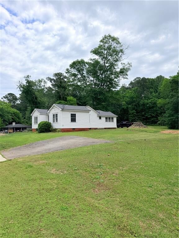 Property Photo: 1707 Old Alabama Road GA 30168