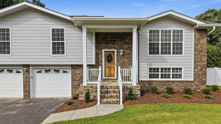 Property Photo:  441 Sandalwood Drive  TN 37343 