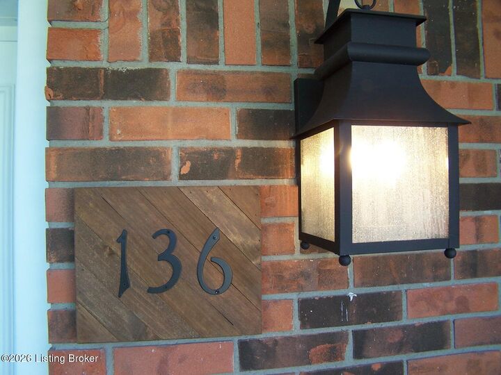 Property Photo:  136 Goodloe Ave  KY 40008 