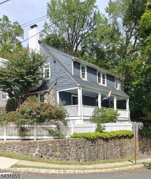 Property Photo:  1 Oakridge Rd  NJ 07052 