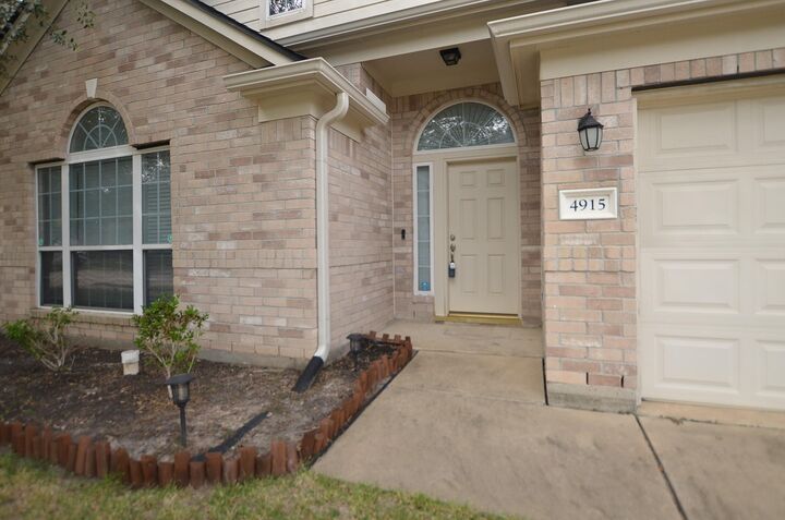 Property Photo:  4915 Ibis Lake Court  TX 77449 