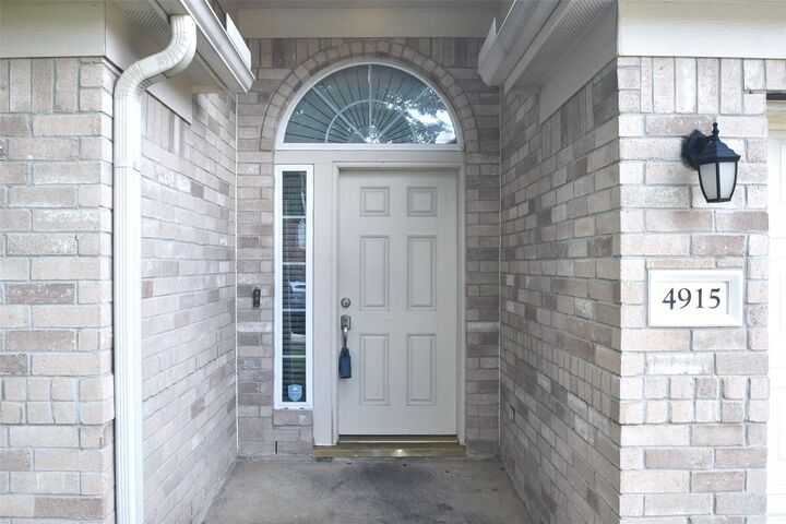 Property Photo:  4915 Ibis Lake Court  TX 77449 