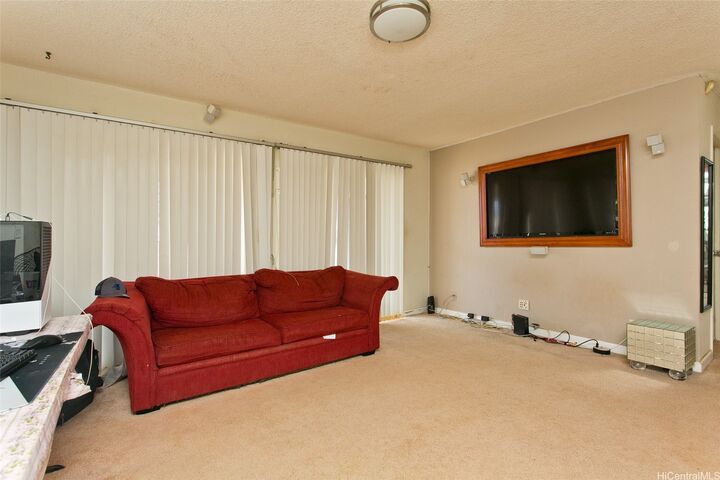 Property Photo:  94-529 Palai Street  HI 96797 