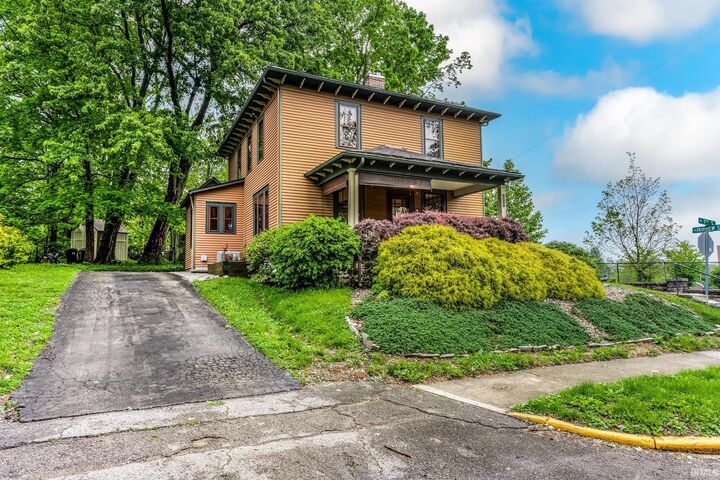 Property Photo:  702 W 7th Street  IN 47404 