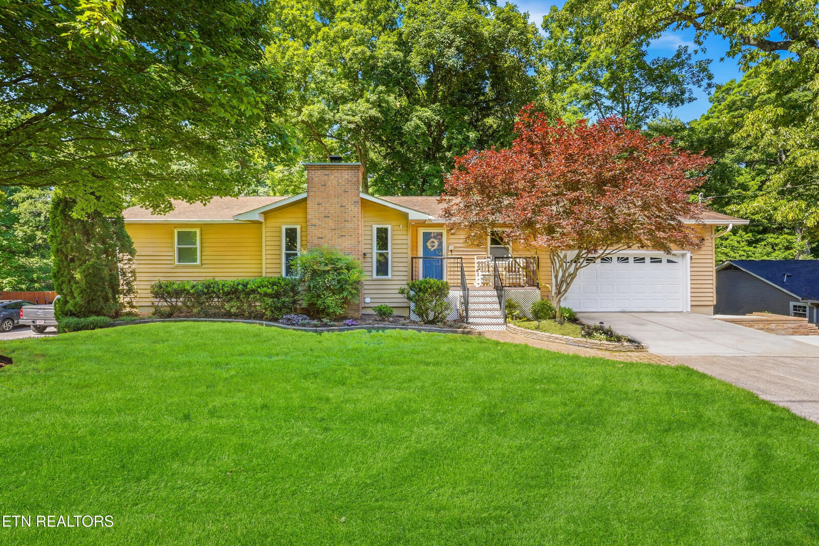 Property Photo:  633 Banbury Rd  TN 37934 