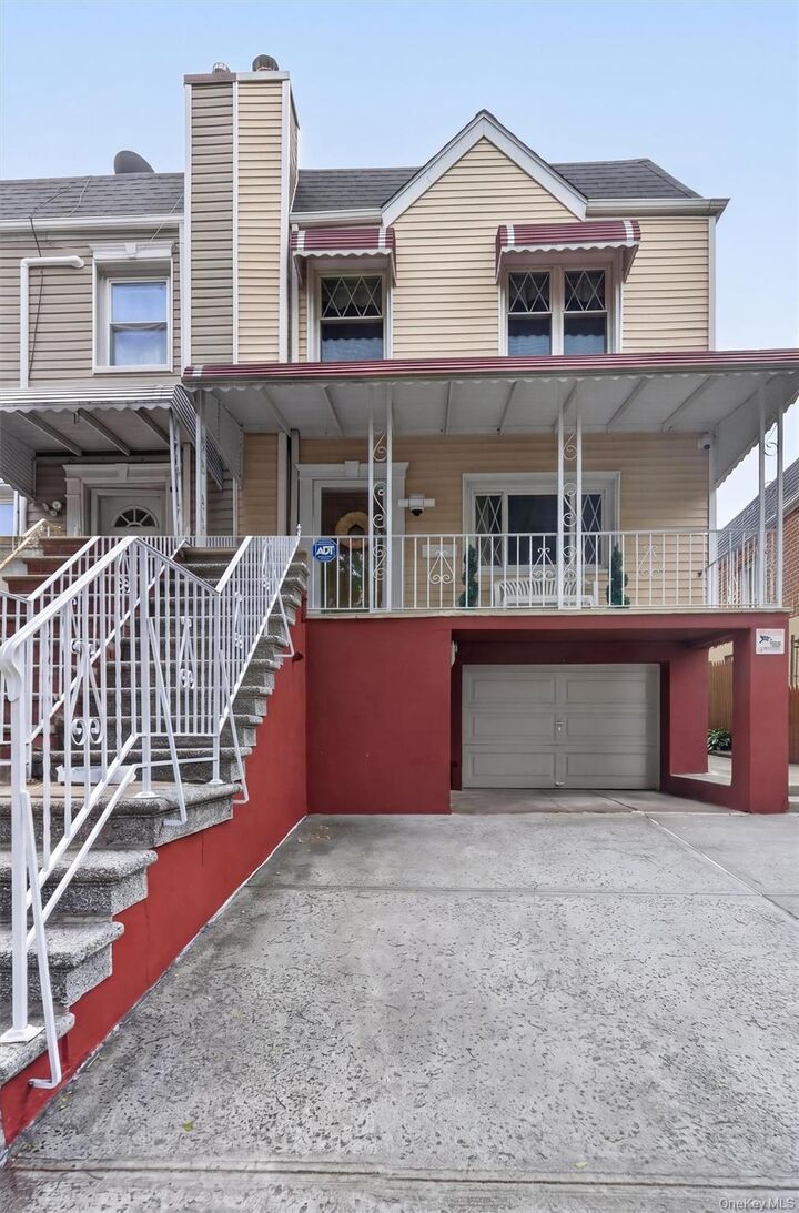 Property Photo:  3215 Bruckner Boulevard  NY 10461 