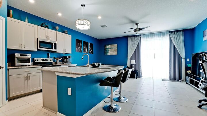 Property Photo:  6215 Willowside Street  FL 34221 