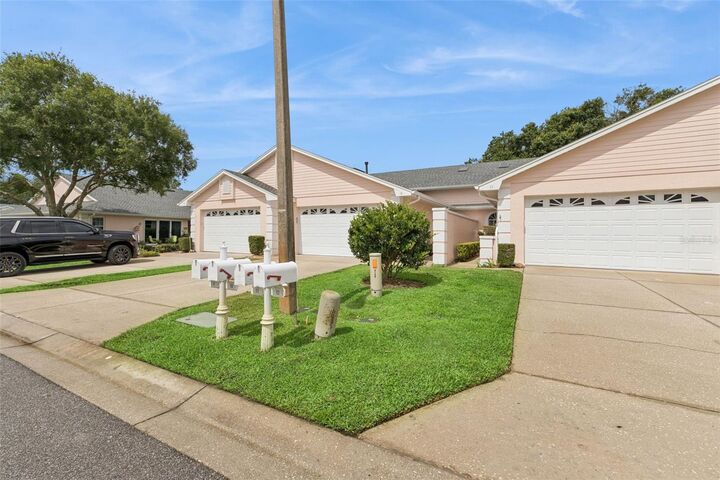 Property Photo: 10 Enclave Drive FL 33884