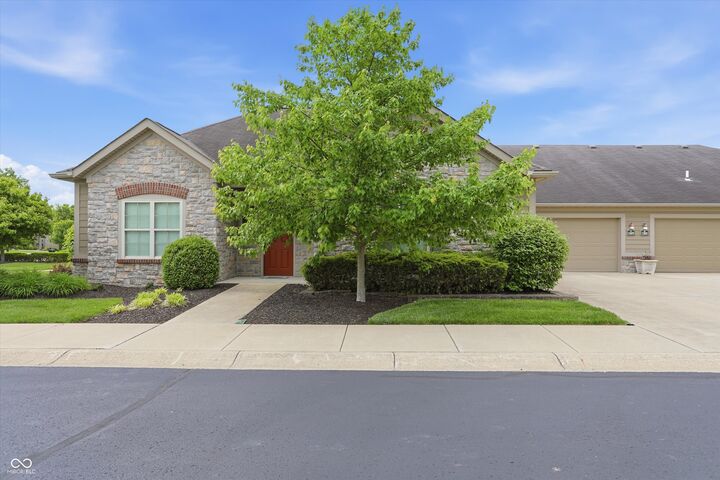 Property Photo:  13905 Rue Royale Lane 48  IN 46055 