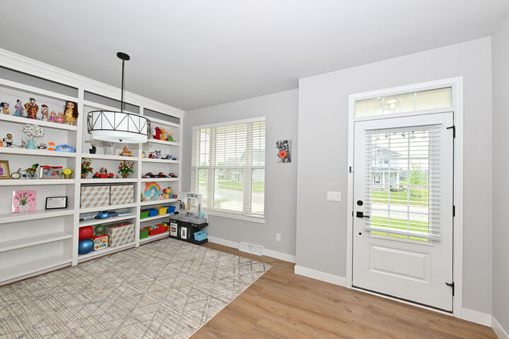 Property Photo: W201n5523 Magnolia Ln WI 53051