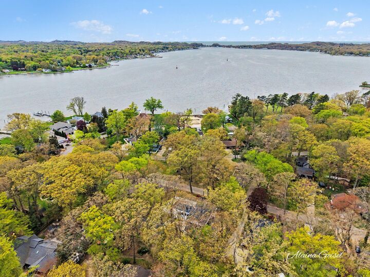Property Photo: 385 Marquette Avenue MI 49424