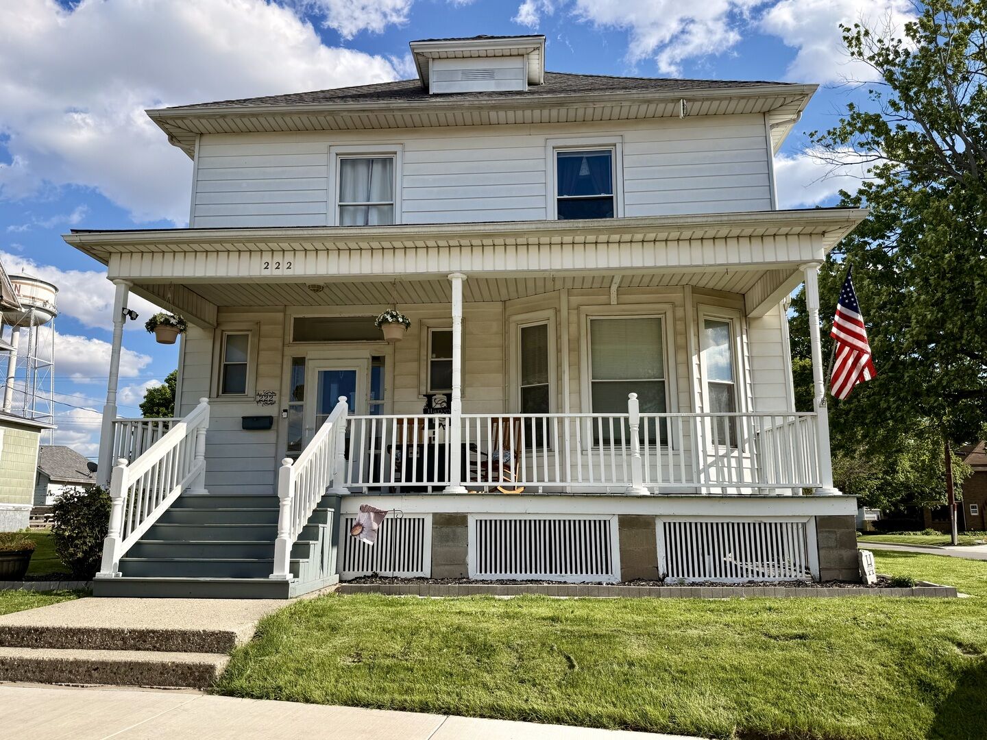 Property Photo:  222 W Main Street  IL 61727 