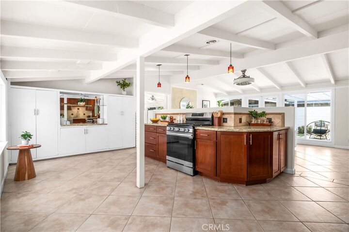 Property Photo: 3030 Roxanne Avenue CA 90808