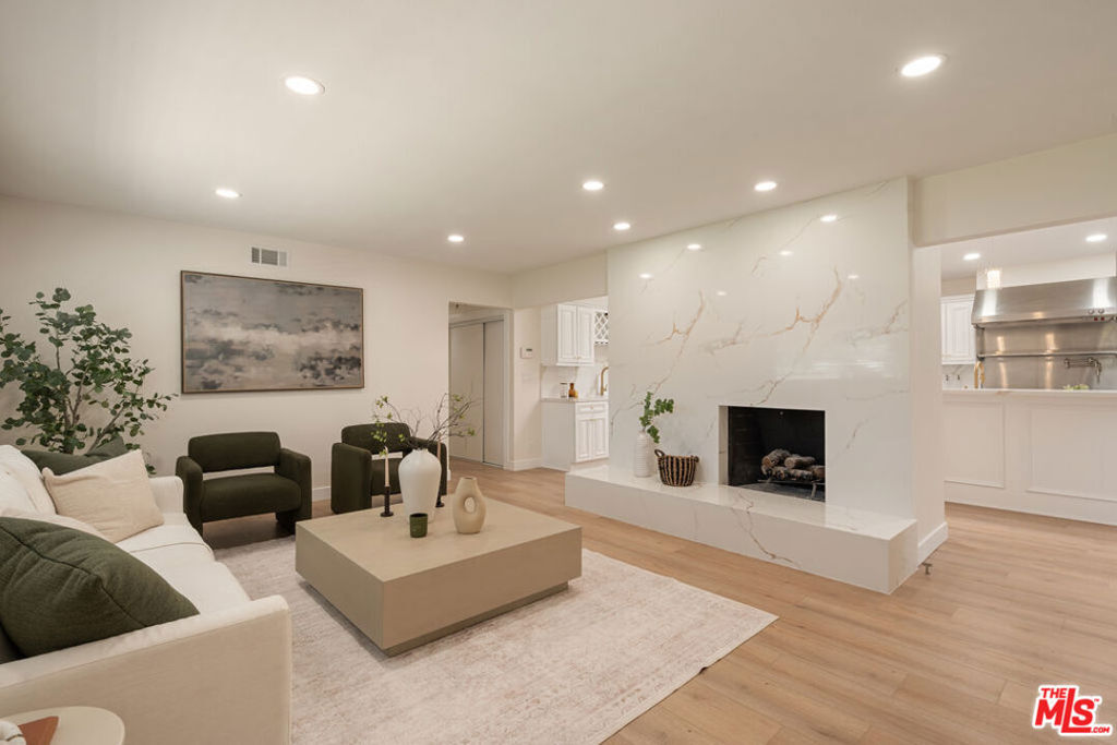 Property Photo: 1010 E Leadora Avenue CA 91741