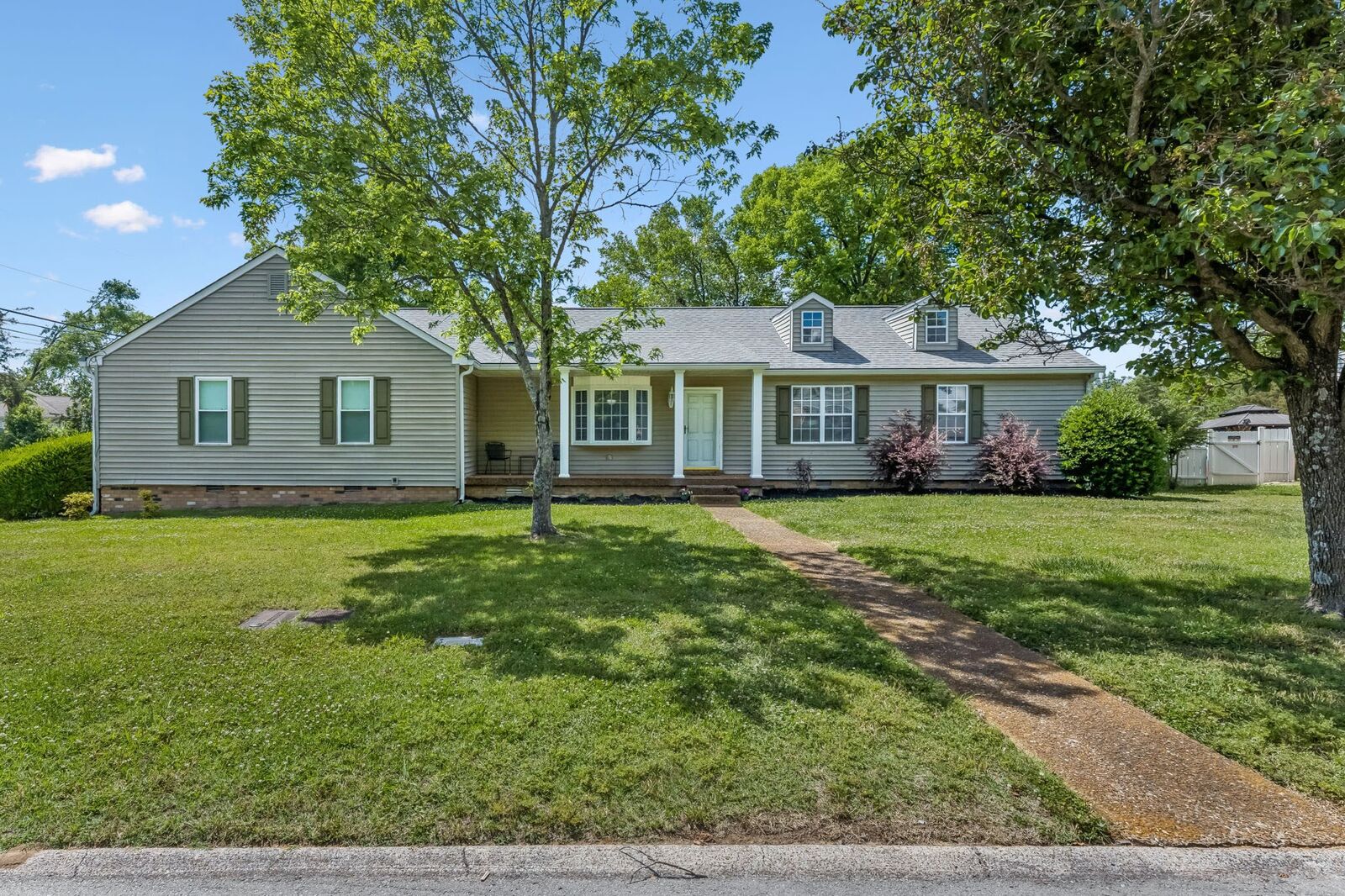 Property Photo:  3876 Priest Lake Dr B  TN 37217 
