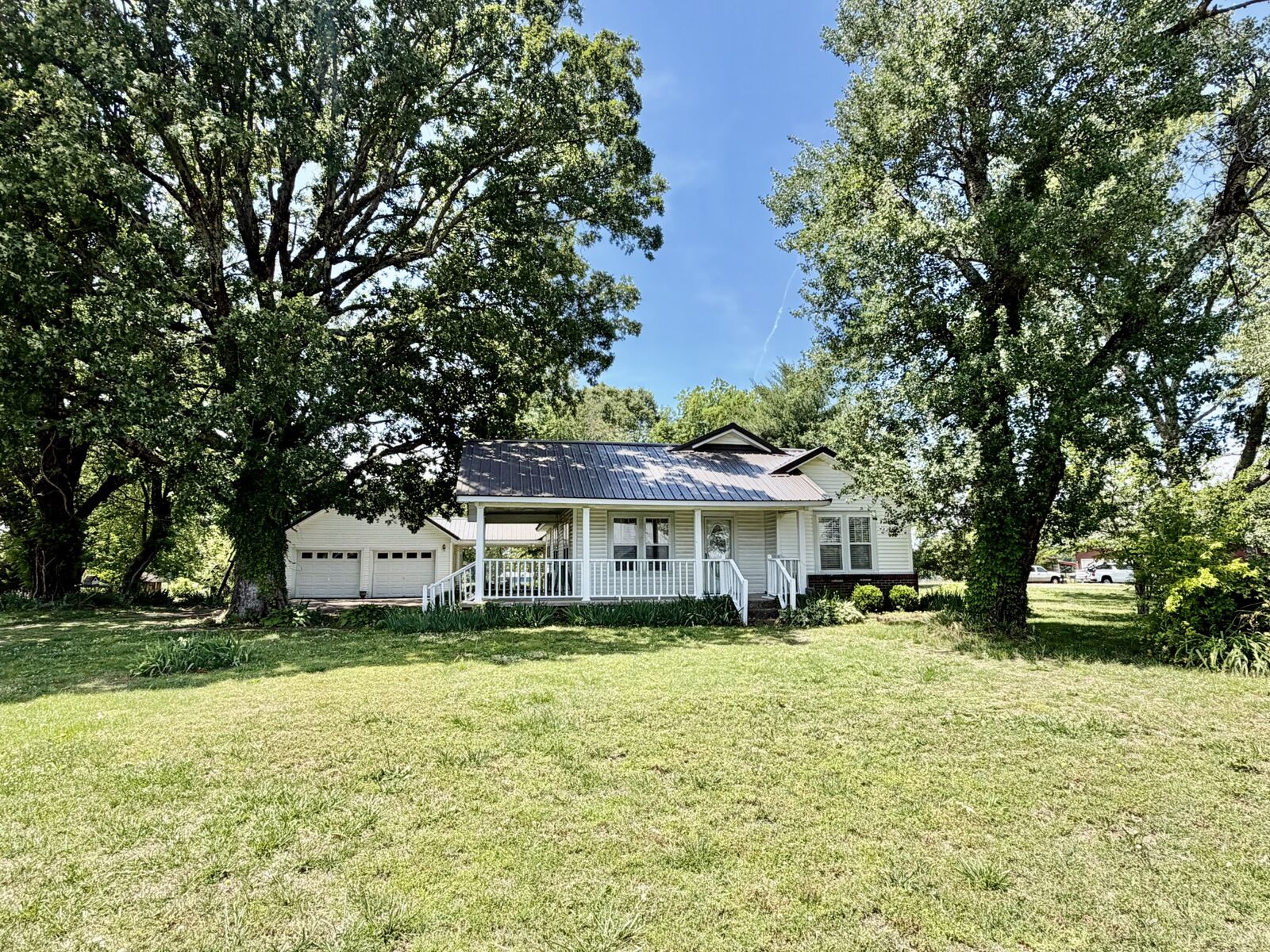 Property Photo:  325 Rabbit Trail Rd  TN 38468 