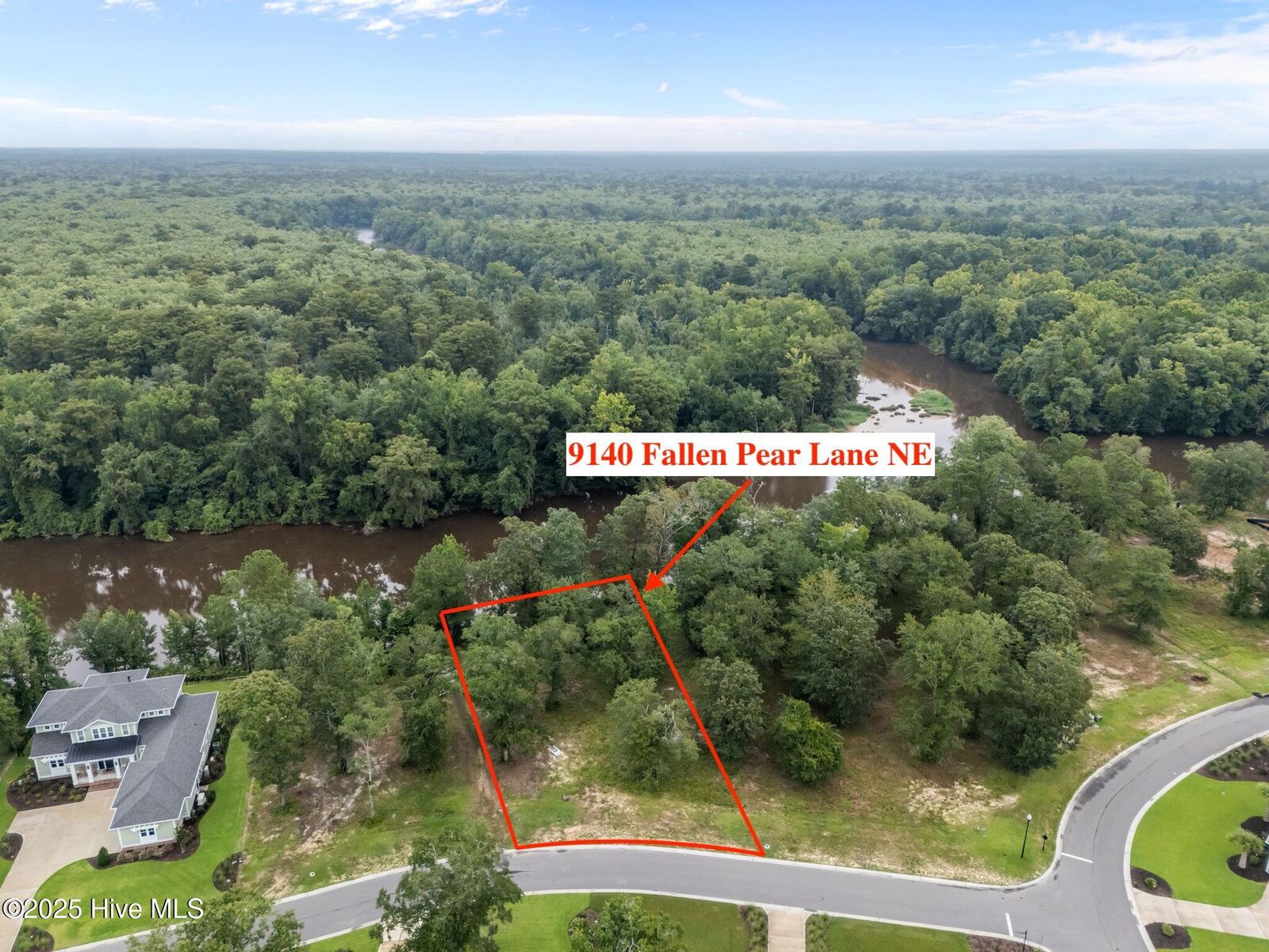 Property Photo:  9140 Fallen Pear Lane NE  NC 28451 