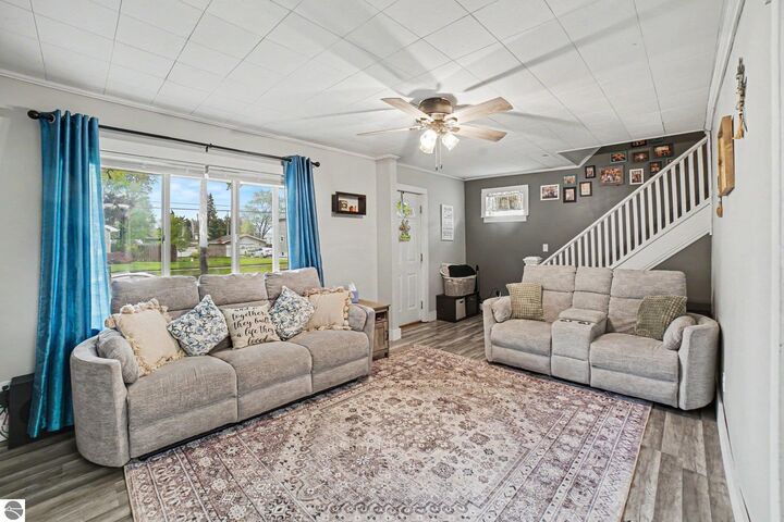 Property Photo:  707 N Republic Avenue  MI 48801 
