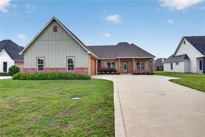 Property Photo:  125 Sitka Loop  LA 71037 