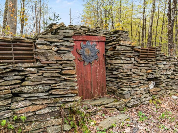 Property Photo: 1593 North Road VT 05461