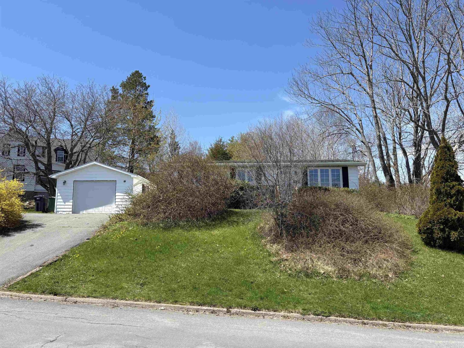 Property Photo:  2 Wildwood Boulevard  NS B2W 2L8 