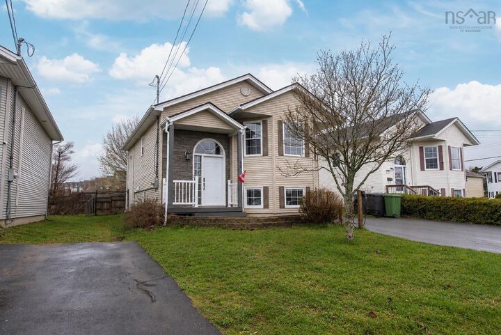 Property Photo:  48 Jeep Crescent  NS B3G 1P3 